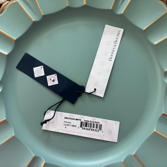 Dooney & Bourke NYY Satchel NWOT - Picture 4 of 4